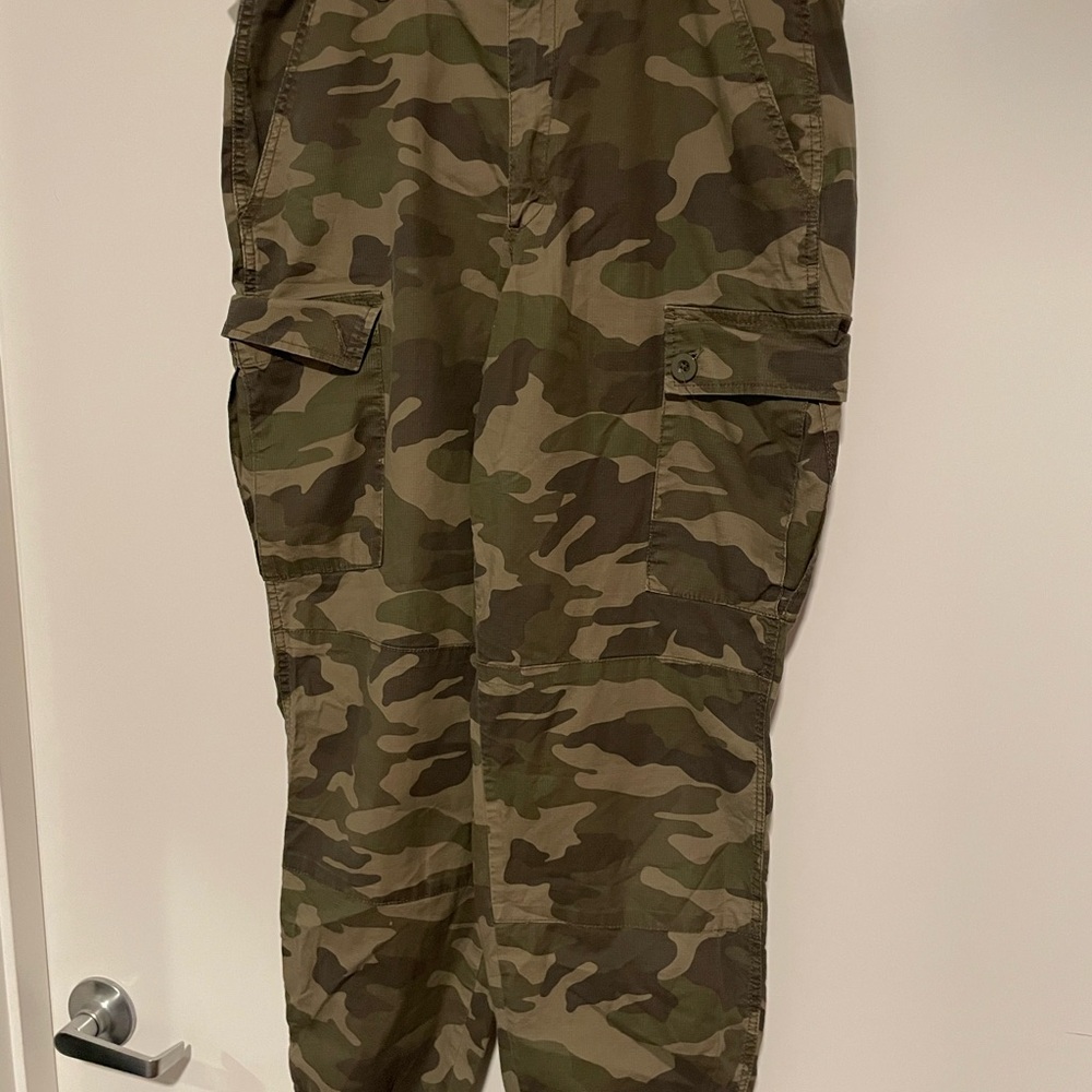 Garage Green Camouflage Cargo Pants